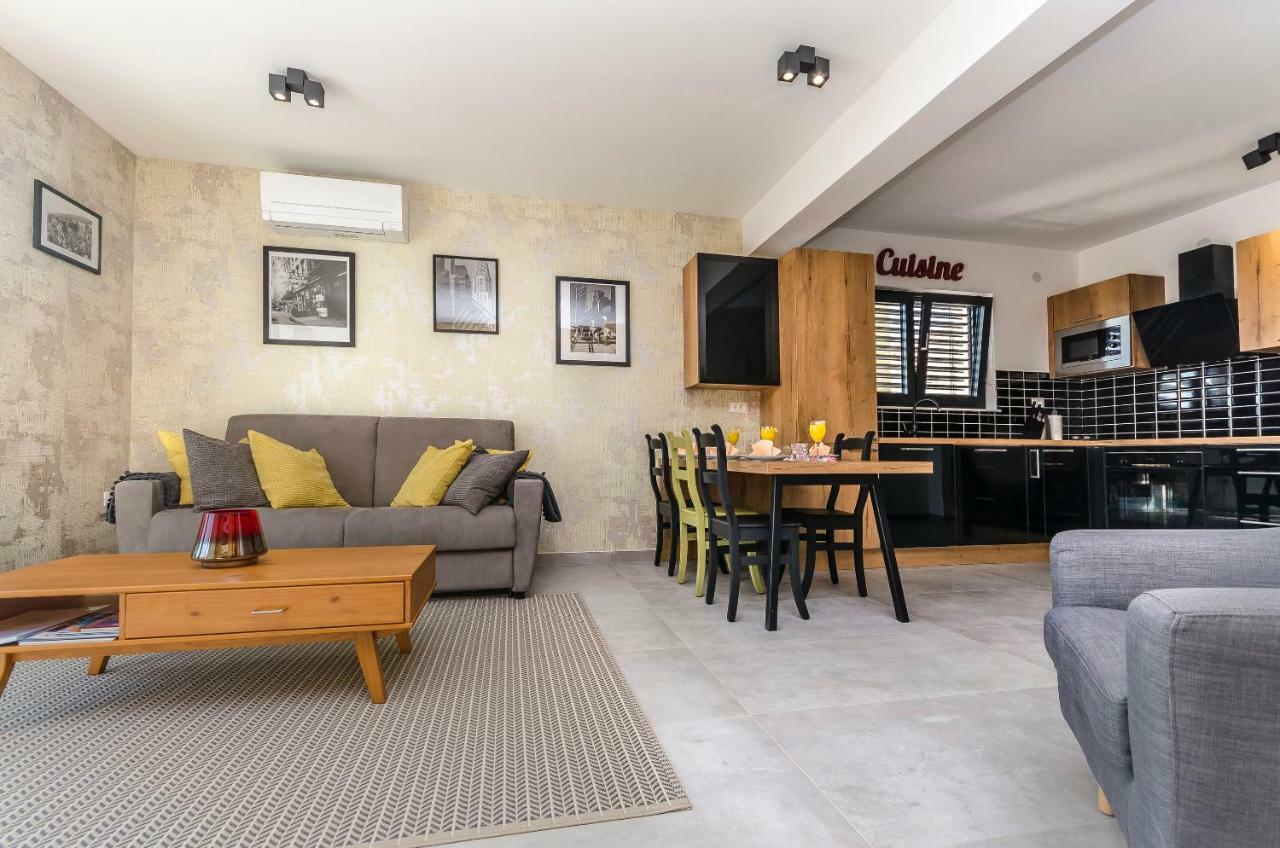 Apartments Villa Adriana II Срима Экстерьер фото